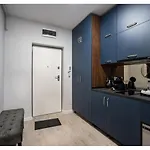 The Blue Sanctuary By Blvd 70b2 - Free Parking Appartamento Bucarest