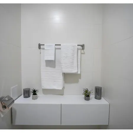 The Blue Sanctuary By Blvd 70b2 - Premium Modern Bükreş