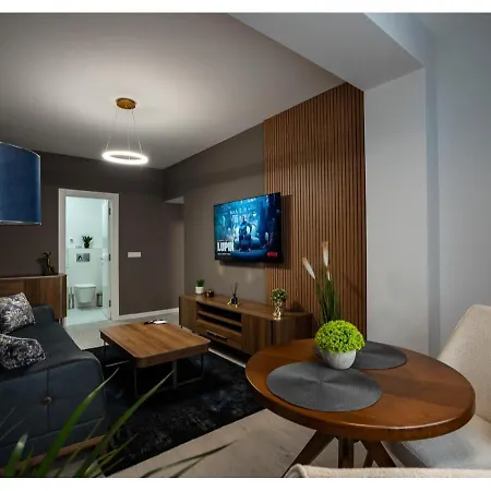 The Blue Sanctuary By Blvd 70b2 - Premium Modern Апартаменты