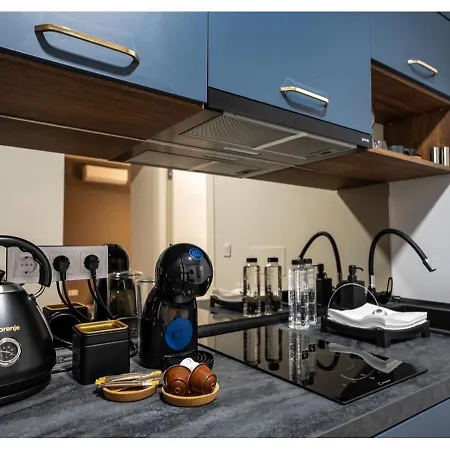 The Blue Sanctuary By Blvd 70b2 - Premium Modern *