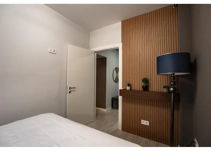 The Blue Sanctuary By Blvd 70b2 - Free Parking