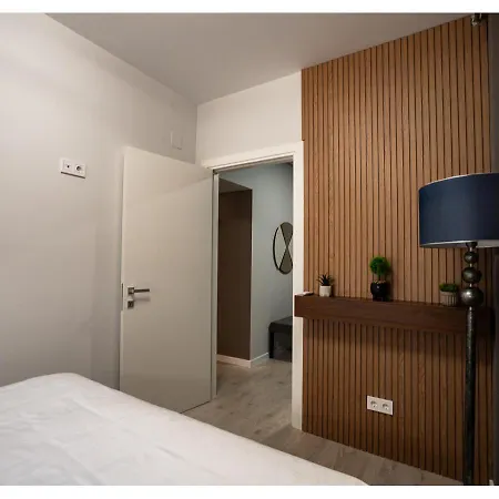 The Blue Sanctuary By Blvd 70b2 - Premium Modern